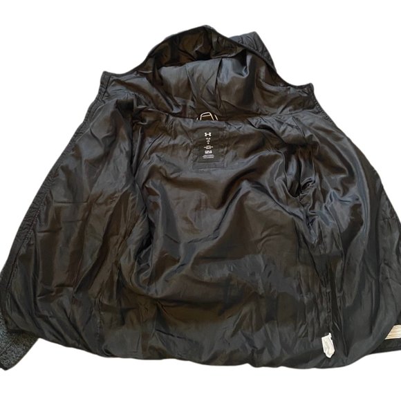Under Armour Winter Jacket | Black & Grey Puffer Jacket - Picture 6 of 10